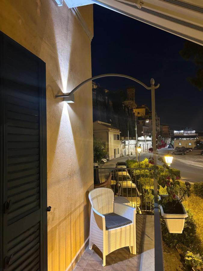 شقة Sissi House ساليرنو المظهر الخارجي الصورة